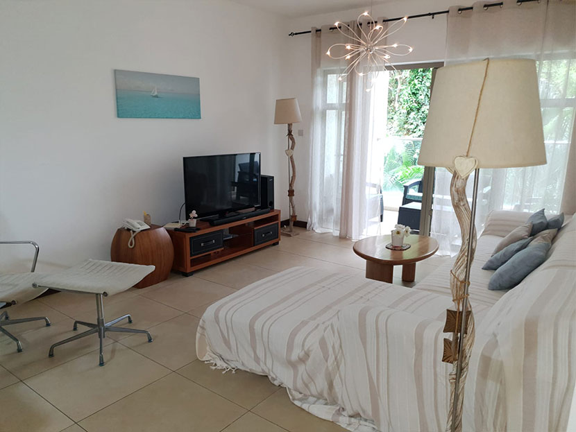 3 Bedroom Apartment 140 m2 Tamarin West