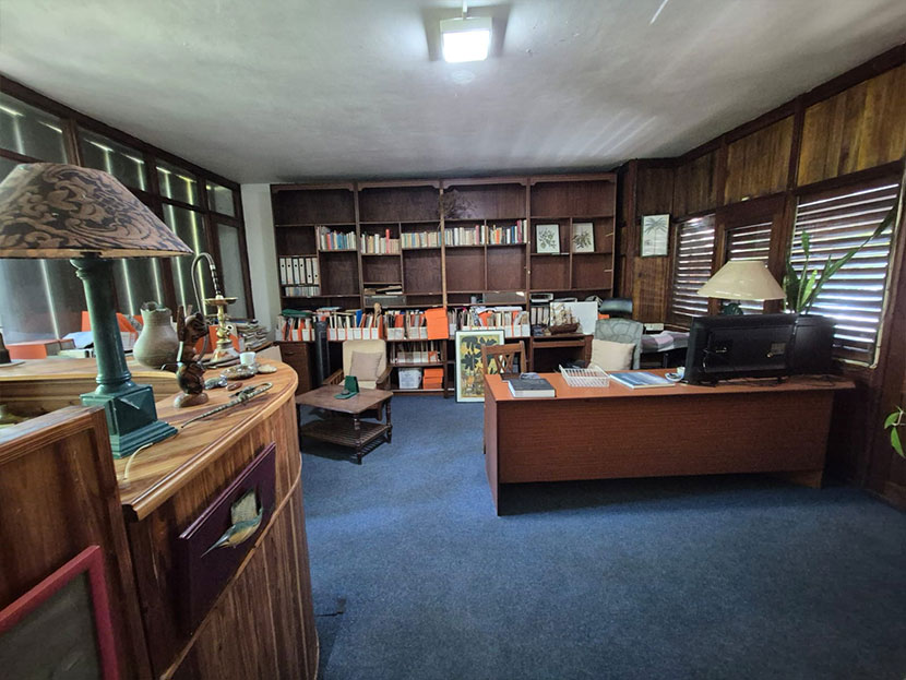 Family House 385 m² Beau Bassin Rose Hill Center