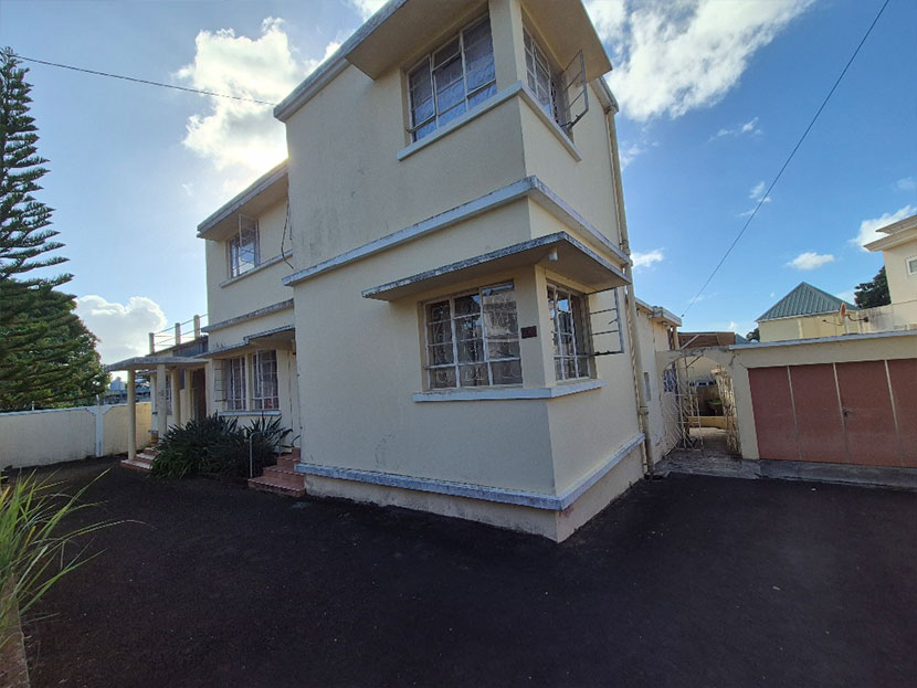 House 250 m² Beau Bassin Center