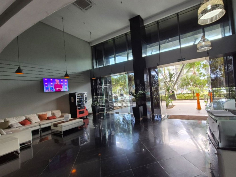 Office 225m2 Ebene Center