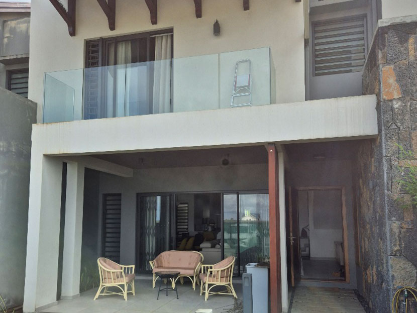 Stylish 154m² duplex Moka Center