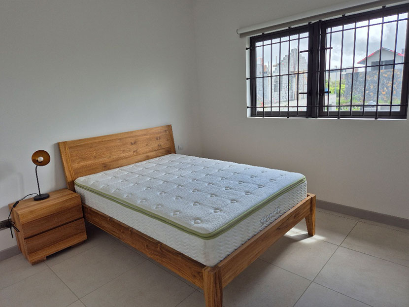 Stylish 154m² duplex Moka Center