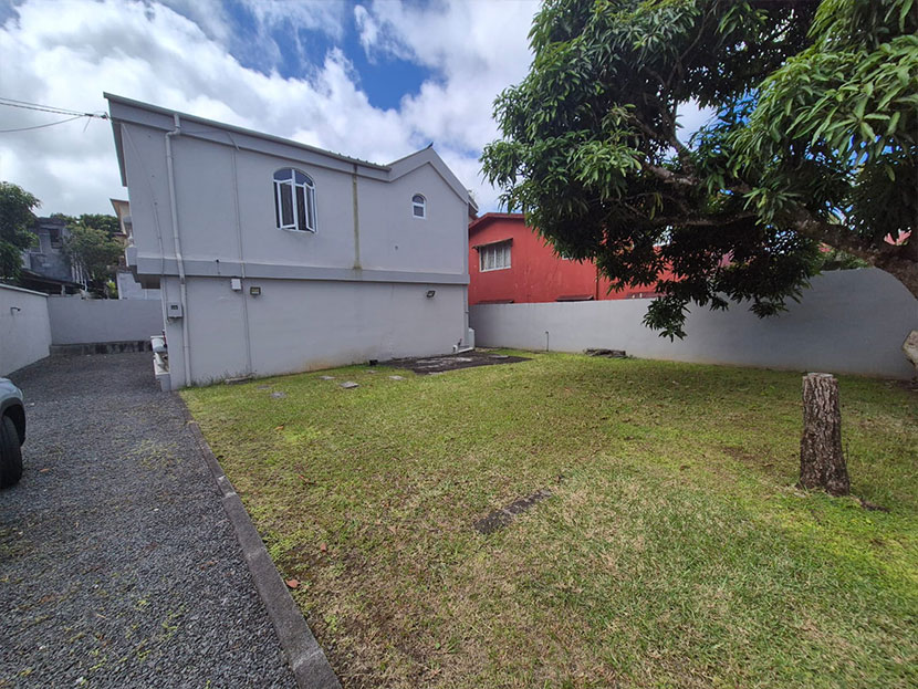 House 3 Bedrooms 150m² St Paul Center