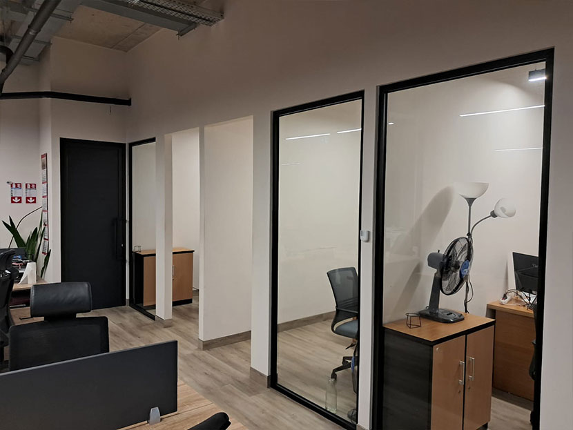 Office 295 m2 Moka Center