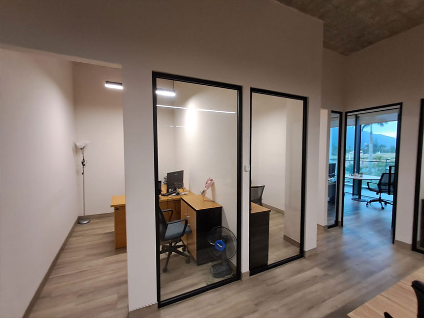 Office 295 m2 Moka Center