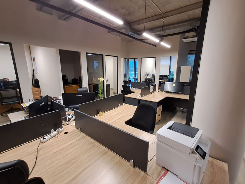 Office 295 m2 Moka Center