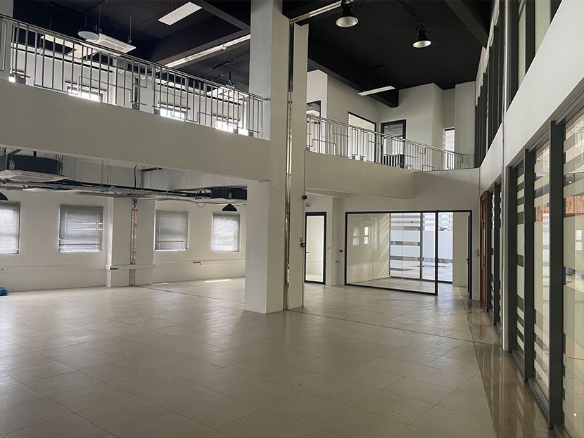 Office 292 m2 Phoenix Center