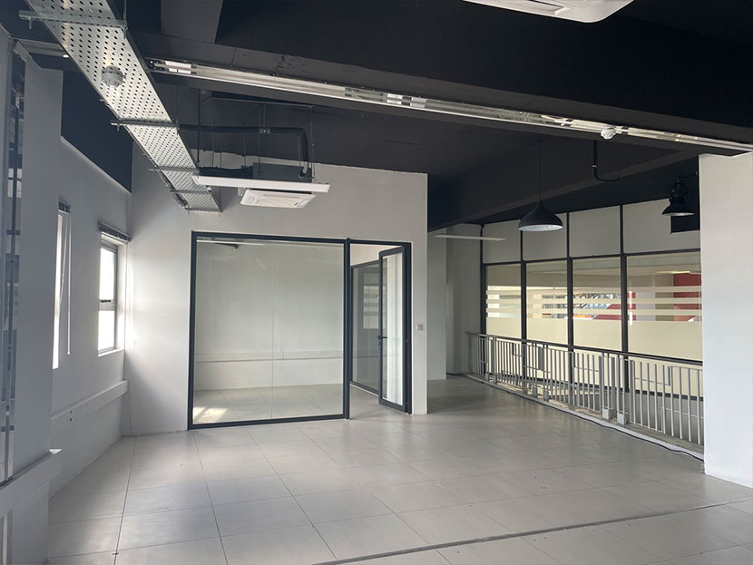 Office 292 m2 Phoenix Center