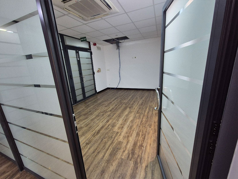 Office 214m2 Ebene Center