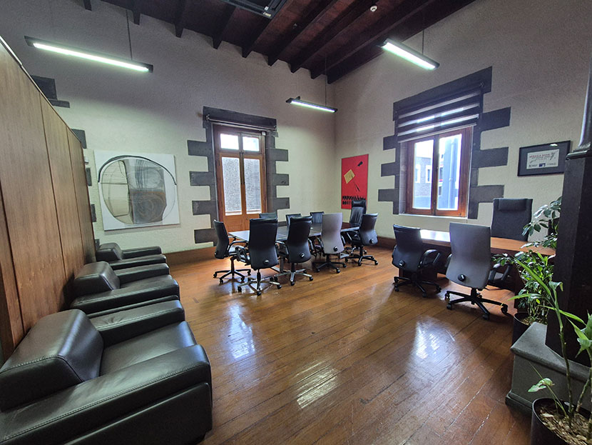 High end 592m² Office Space in Prestigious Historical Building – Port Louis