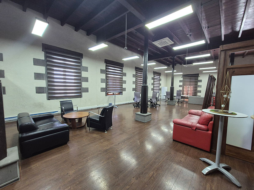 High end 592m² Office Space in Prestigious Historical Building – Port Louis Port Louis Center