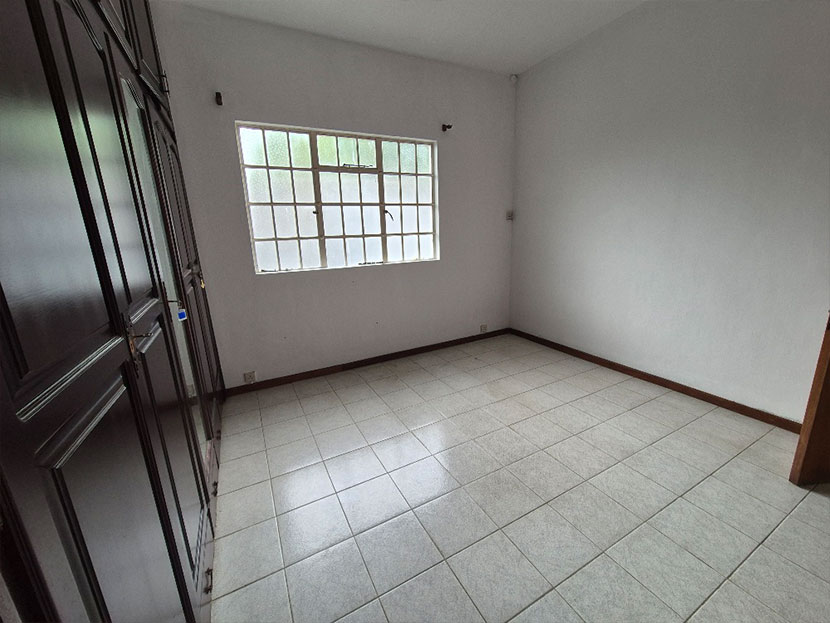 House 402 m² for sale in Roche Brunes Roche Brunes Center