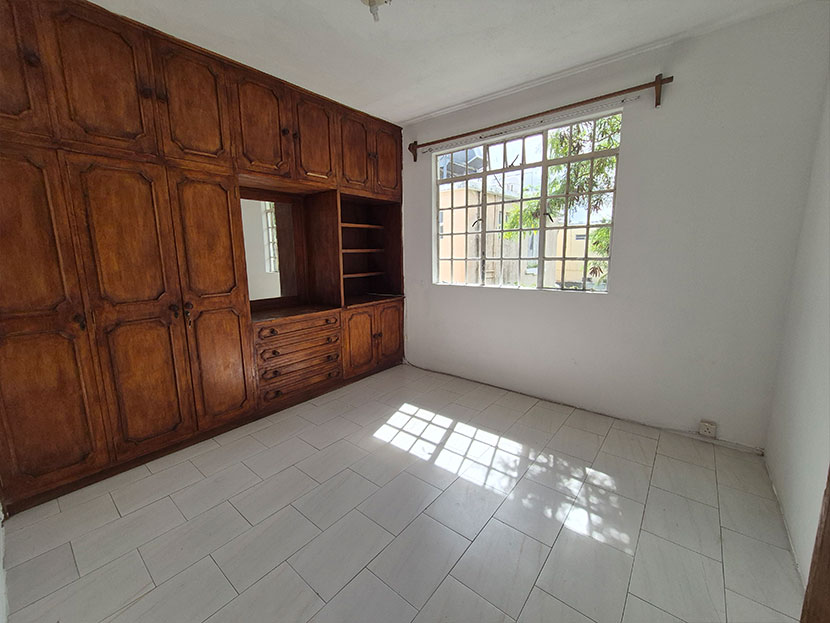 House 402 m² for sale in Roche Brunes Roche Brunes Center