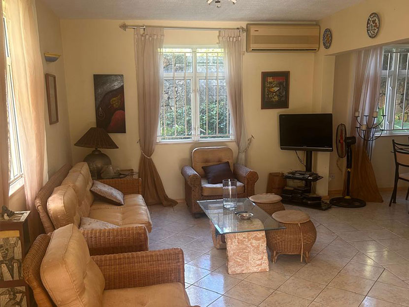 Residential Townhouse 187 m² Calodyne North